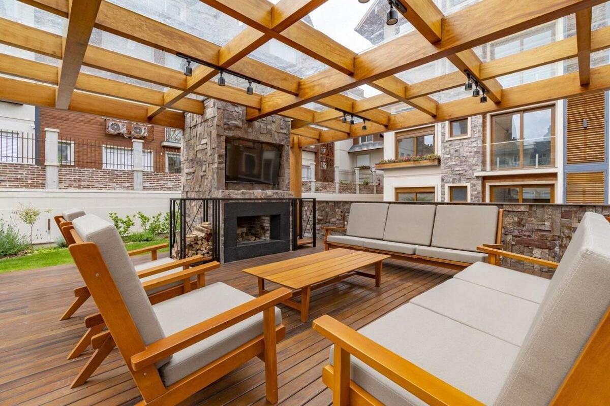 Apartamento Rosa Edificio Bellagio Canela Com Infraestrutura Completa Exterior foto
